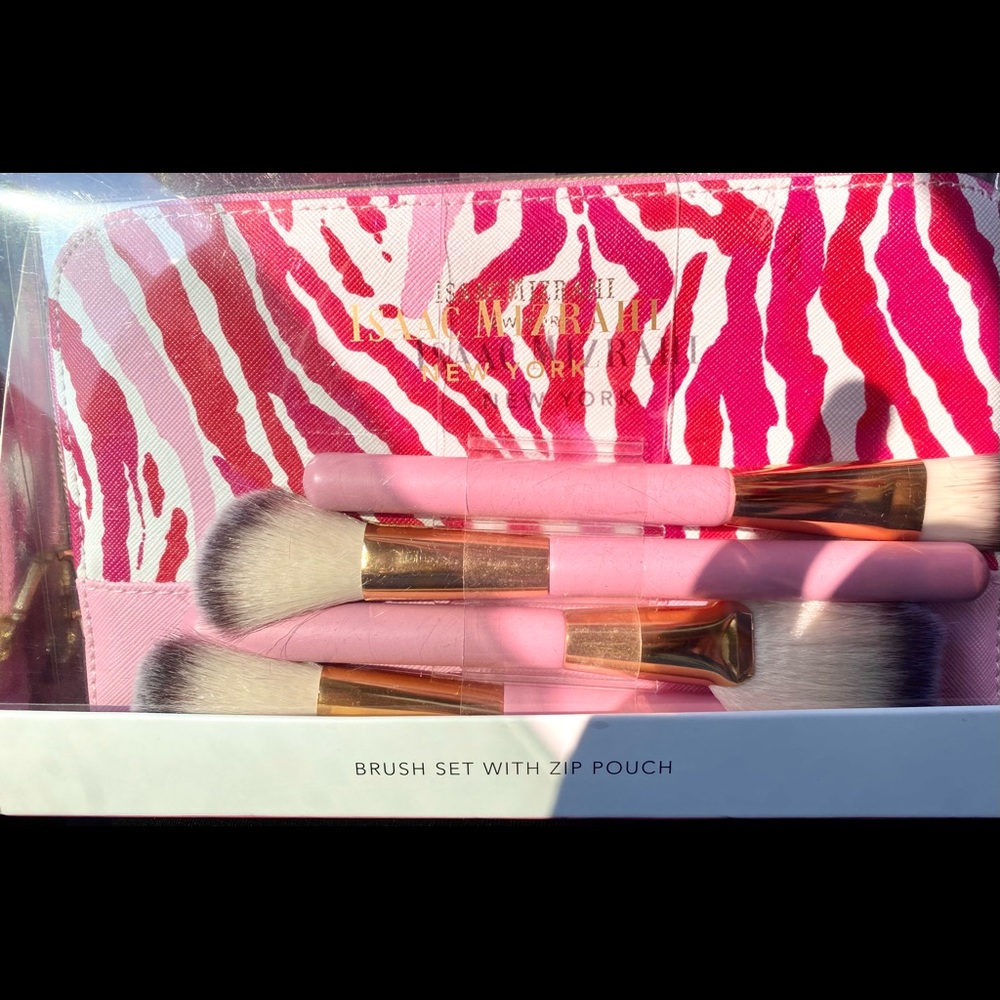 Isaac Mizarahi Brush Set W/ Pouch